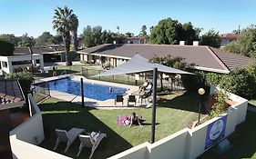Jacaranda Apartments